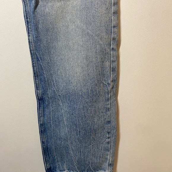 Kids Levi 505 Regular Light Wash Mom Jeans size 16 28 by 28 - Picture 3 of 16